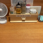 焼きあご煮干しらぁめん はなかぜ - 