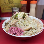ラーメン二郎 - 今回のアレは、シソカツオニンニク（赤いやつ）