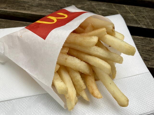 McDonald's Higashikasaiten photo 2