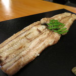 うなぎ屋酒坊・画荘 越後屋 - 25年4月　白焼き　関東風