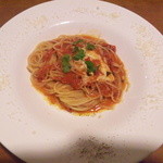 ピアチェーレ - ③秋山トマト園のシシリアンルージュトマトとモッツァレラチーズ・バジルのスパゲティー