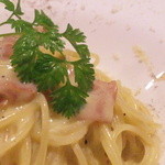 ピアチェーレ - ②堀込農園さんのこだわり卵のカルボナーラ　白トリュフ風味　アップ