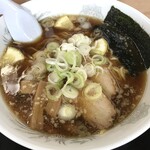 レストラン・フレボラント - 料理写真:特製醤油ラーメン（煮干し）　900円