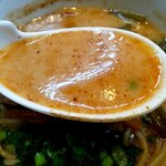 桂花ラーメン - 甘みとパンチの効いたトリ豚スープ鶏
