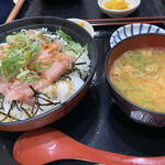 あかつき食堂 - ネギトロ丼780円