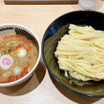 頑者 アンダーグラウンドラーメン - 辛つけ麺980円