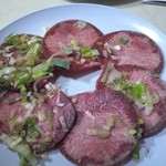 炭火焼肉 牛豚 - 上牛たん