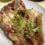 Sumibiyakiniku Gyuuton - 豚骨付き肉