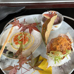 表参道うかい亭 - ステーキランチコース厳選牛サーロイン１５７３０円。自家製鴨のハム、蟹クリームコロッケ、いくらと信州サーモンのタルタル。それぞれも、バランスも最高でした（╹◡╹）（╹◡╹）