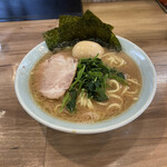 元喜家 - ラーメン(並)＋半熟味付け卵(¥100)