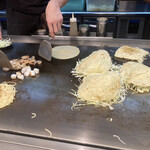 Hiroshima Okonomiyaki Teppanyaki Kurahashi - 