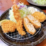 Tonkatsu Asahi - 贅沢盛り合わせ定食