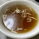 生駒軒 - チャーハンのスープ。