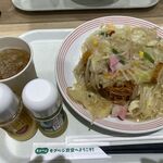 リンガーハット イオンモール座間店 - 野菜たっぷり皿うどん