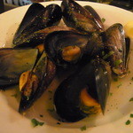 バカイゥン - ムール貝の白ワイン蒸し