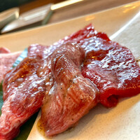 焼肉うしごろ 新宿三丁目店 - 