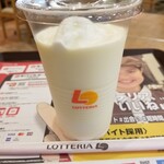 ロッテリア - ドリンク写真:シェーキ（バニラ風味）