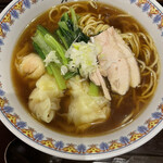 万葉軒 ワンタン麺&香港飲茶Dining - ワンタン麺　醤油