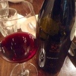 ア ミオ アージョ - 赤ワイン
      アリアニコ ワルタリア ダナエ伊南部カンパニア州ベネヴェント県アリアニコ種ワルタリア社醸造「ダナエ」はワインのブランド名
      