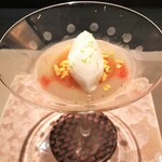 エクアトゥール - 洋梨のパフェ風