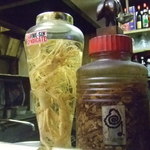 満州王 - 入って右のカウンターから