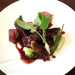 ビストロ・ヨシムラ - 牛ロースの赤ワインソース