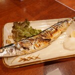 季節料理 なか一 - 秋刀魚焼き