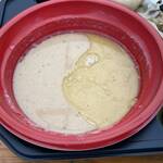 ラーメン専科 竹末食堂 - スープ(つけ汁)