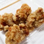じっちゃんの唐揚げ - からあげ（なぜか4個・・）