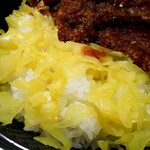 じっちゃんの唐揚げ - たくあんびっしり ww