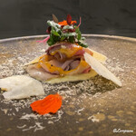 カーサ・デル・チーボ - 濃厚な卵黄ソースで味わいます