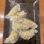 餃子工房 ギョィィィィィィン - 