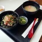 地魚食道 瓢 - たたき丼