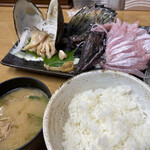 鮮魚食堂 かわしま - 【¥2,100-】ホッキ八角定食
