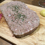 ツイテル - 田舎風豚肉のパテ