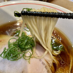 ラーメン屋 トイ・ボックス - 醤油ラーメン　950円