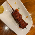 馬刺しともつやき おにくの大将 - 