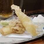 桶家乃隠居 - おまかせ天ぷら５品目はえび