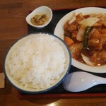 彩菜・中華ダイニング - ヒレ肉酢豚ランチご飯大盛り