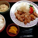 角屋 - 生姜焼き定食(1200円税込)