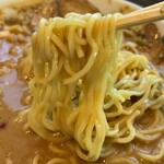 餃子の王将 - 麺リフト