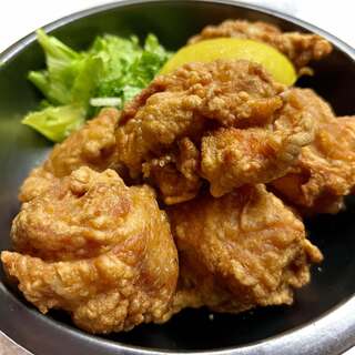 バロンズグリルアンドエルディーケー　バロン - 鶏もも肉の唐揚げ(6ヶ)