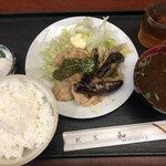 割烹和 - 料理写真:日替り定食・豚肉生姜焼(税込700円)