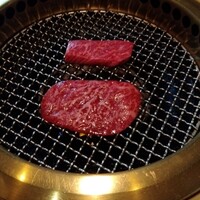 焼肉 銀座コバウ 特別室 - ロースとハラミ