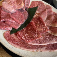焼肉うしごろ 銀座並木通り店 - 