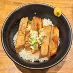 Meigenso - トンテキ丼