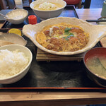 Toriyoshi Shouten - チキンカツ煮定食