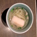 しゃぶ禅 - 〆の餅入りきしめんです。