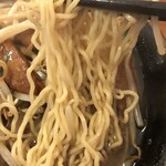 中華料理 王道楼 - レバニラタンメン　麺アップ