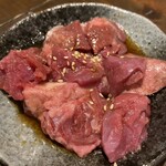 肉小屋 - 